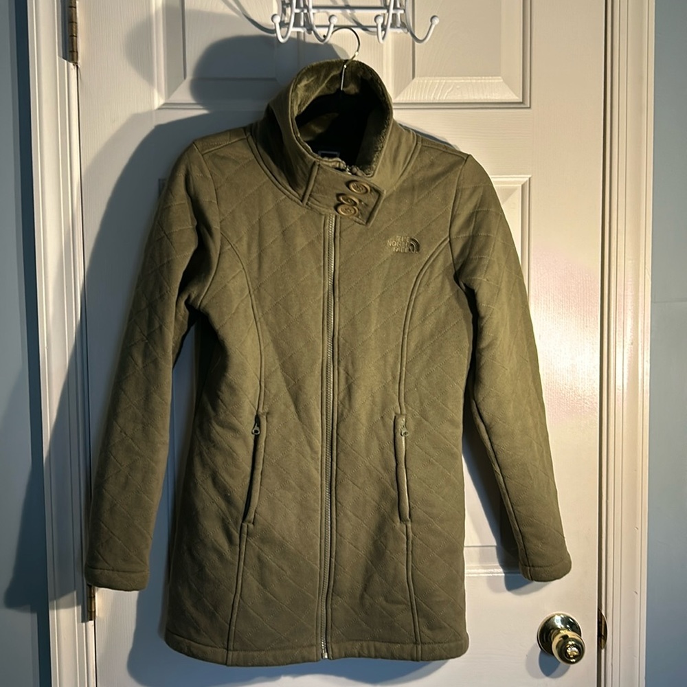 The North Face Caroluma Quilted Jacket- Green, Size Women’s Medium